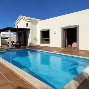 Bol-can Con Piscina Privada Villa